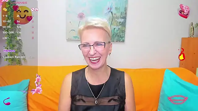 iamyourdream89 online show from October 5, 6:06 pm