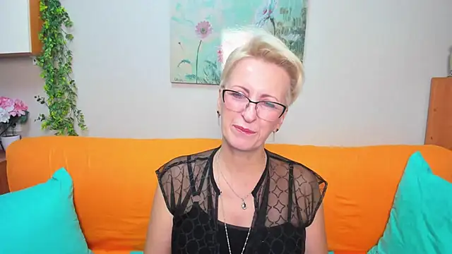 iamyourdream89 online show from October 15, 1:55 pm