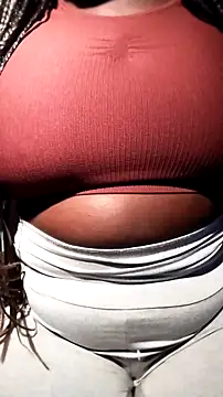 Snapshot of Thepanthera chatting on December 16, 4:45 pm Thepanthera online show from December 16, 4:45 pm