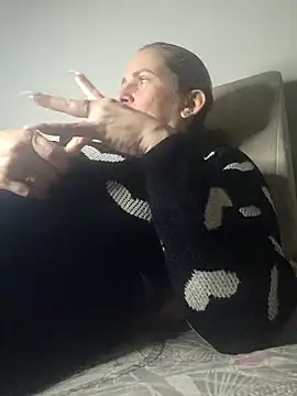 Snapshot of SeductionSilera chatting on January 26, 8:02 pm SeductionSilera online show from January 26, 8:02 pm