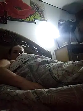 Snapshot of SeductionSilera chatting on February 7, 6:24 am SeductionSilera online show from February 7, 6:24 am