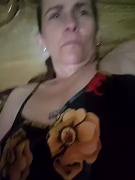 Snapshot of SeductionSilera chatting on February 10, 1:14 am SeductionSilera online show from February 10, 1:14 am