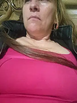 Snapshot of SeductionSilera chatting on February 13, 6:16 pm SeductionSilera online show from February 13, 6:16 pm