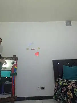 Snapshot of SeductionSilera chatting on February 17, 11:13 am SeductionSilera online show from February 17, 11:13 am