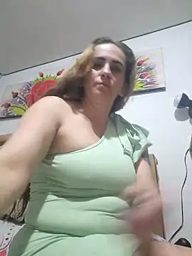 Snapshot of SeductionSilera chatting on March 1, 3:38 pm SeductionSilera online show from March 1, 3:38 pm