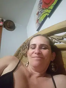 Snapshot of SeductionSilera chatting on March 5, 3:51 am SeductionSilera online show from March 5, 3:51 am