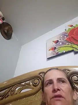 Snapshot of SeductionSilera chatting on March 11, 3:26 am SeductionSilera online show from March 11, 3:26 am