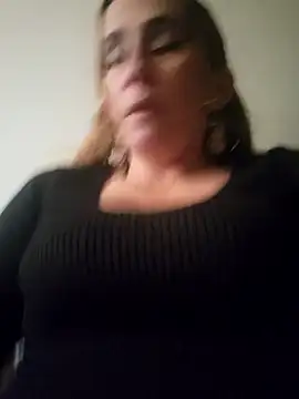 Snapshot of SeductionSilera chatting on March 12, 2:34 pm SeductionSilera online show from March 12, 2:34 pm