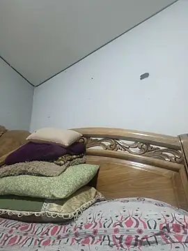 Snapshot of SeductionSilera chatting on October 14, 5:03 pm SeductionSilera online show from October 14, 5:03 pm