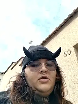 Staicyjanemcfly online show from April 2, 7:50 am