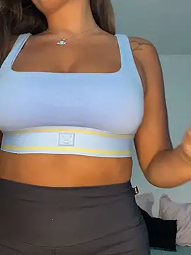 Snapshot of fenixgre chatting on October 5, 6:50 pm fenixgre online show from October 5, 6:50 pm