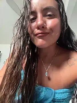 Snapshot of fenixgre chatting on December 20, 7:32 pm fenixgre online show from December 20, 7:32 pm