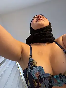 naughty  angel online show from November 12, 11:10 am