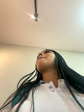 Natasha  Blue online show from December 5, 6:04 pm