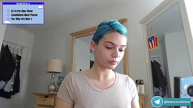 Snapshot of Lunobbione chatting on March 4, 5:41 pm Lunobbione online show from March 4, 5:41 pm