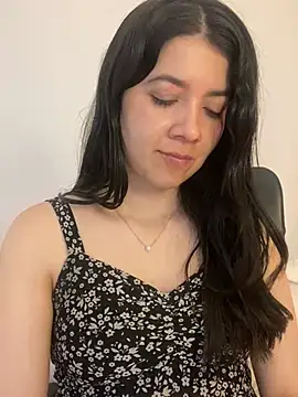 saori 10 online show from April 26, 6:33 am