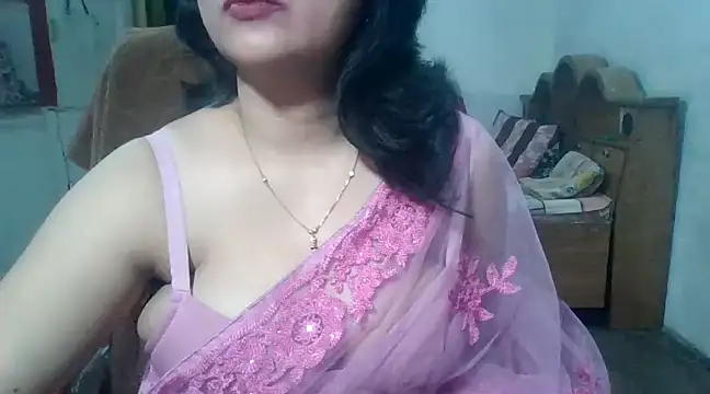 Snapshot of Cute_Mahi22 chatting on February 21, 6:04 pm Cute Mahi22 online show from February 21, 6:04 pm