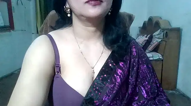 Snapshot of Cute_Mahi22 chatting on March 19, 4:02 pm Cute Mahi22 online show from March 19, 4:02 pm
