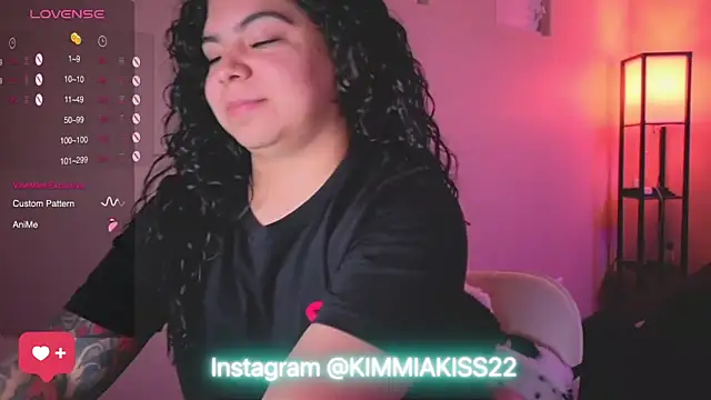 kimmiakiss22 online show from February 12, 10:48 pm
