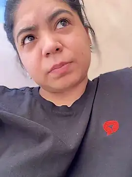 kimmiakiss22 online show from February 21, 7:43 pm