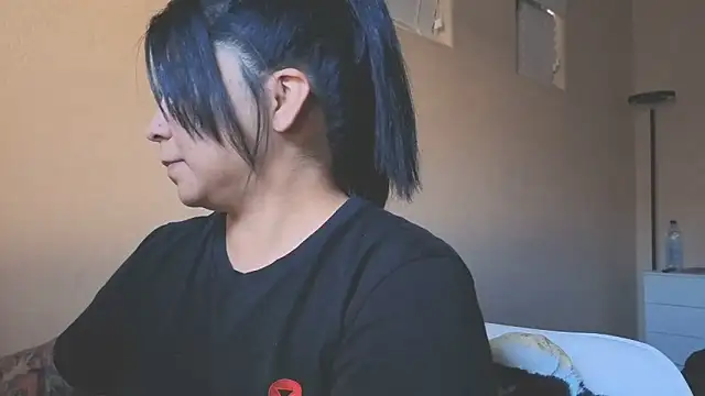 kimmiakiss22 online show from March 20, 11:23 pm