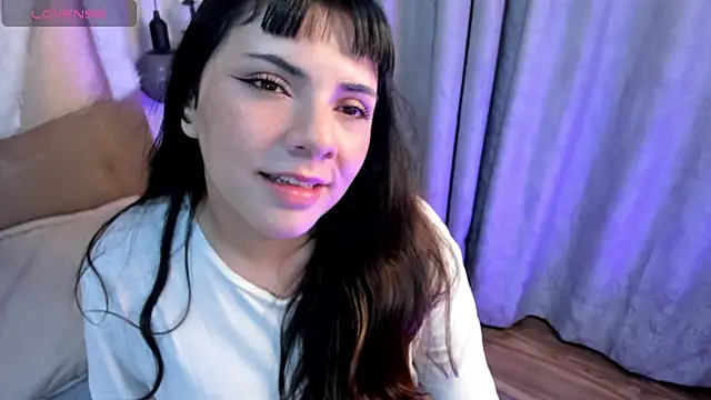 xhinata hyugax online show from March 15, 1:00 am