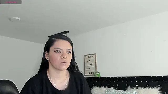 Snapshot of natasha_logan_ chatting on January 26, 3:59 am natasha logan online show from January 26, 3:59 am