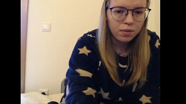 bitetwin online show from November 29, 3:04 pm