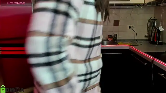 TayanaJons online show from March 16, 7:59 am