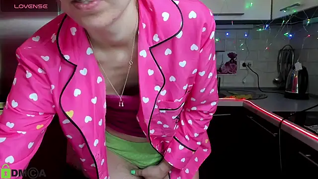 TayanaJons online show from March 17, 11:21 am