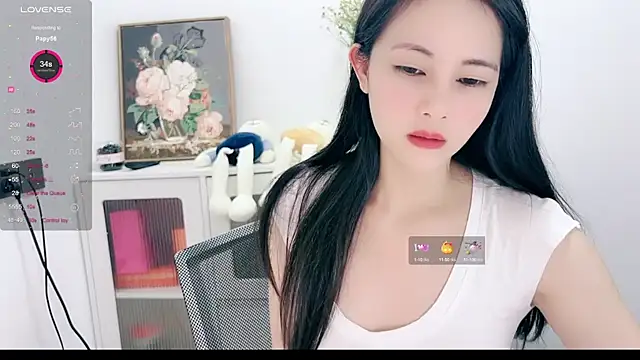 Snapshot of Judy520 chatting on December 28, 8:48 am Judy520 online show from December 28, 8:48 am