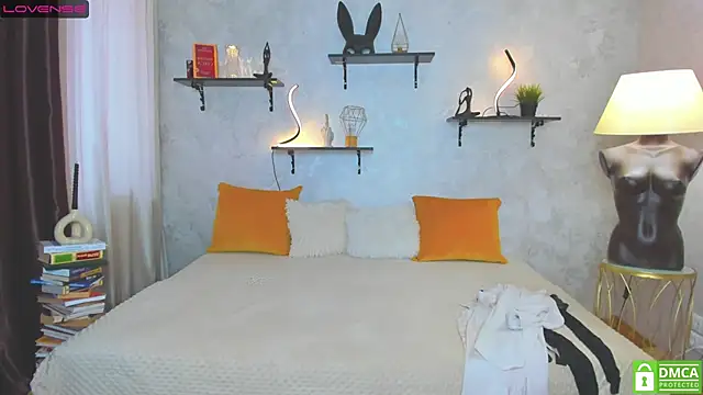 Snapshot of StripBianka chatting on March 15, 7:09 am StripBianka online show from March 15, 7:09 am