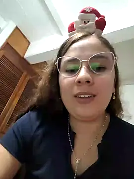 selena gomez2 online show from December 24, 1:27 am