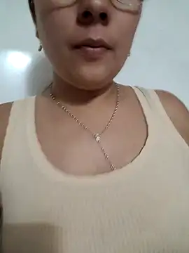 selena gomez2 online show from February 6, 11:58 pm