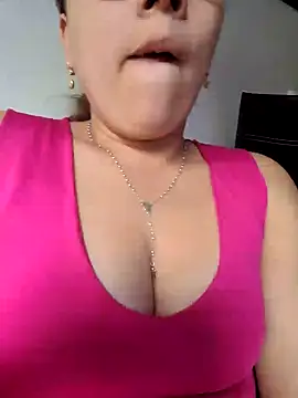 selena gomez2 online show from February 16, 7:49 pm