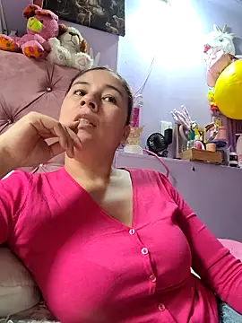 selena gomez2 online show from March 11, 1:39 pm