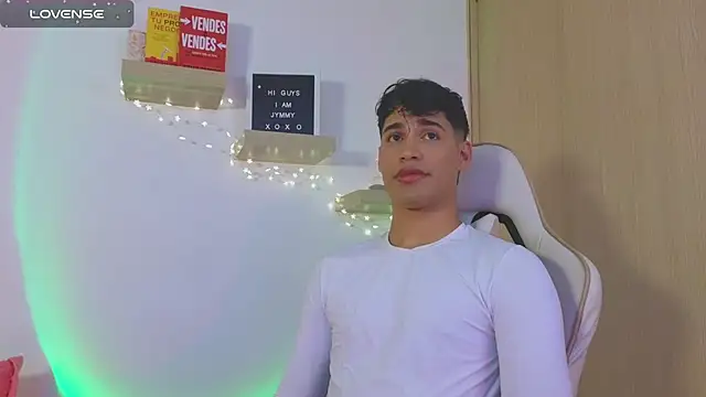 Snapshot of Jimmy_Leeh_ chatting on January 13, 11:27 pm Jimmy Leeh online show from January 13, 11:27 pm