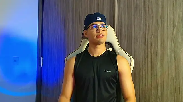 Snapshot of Jimmy_Leeh_ chatting on November 21, 4:55 am Jimmy Leeh online show from November 21, 4:55 am