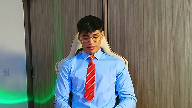 Snapshot of Jimmy_Leeh_ chatting on November 22, 5:06 am Jimmy Leeh online show from November 22, 5:06 am