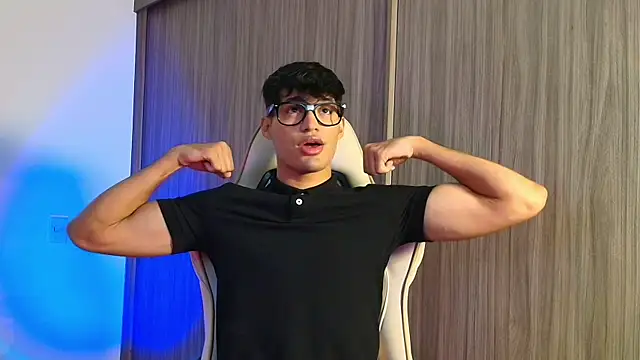 Snapshot of Jimmy_Leeh_ chatting on November 23, 4:23 am Jimmy Leeh online show from November 23, 4:23 am