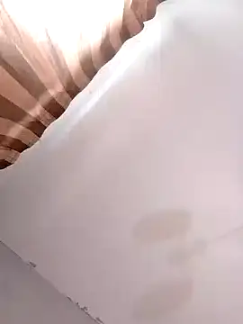 Snapshot of BustyWendy chatting on November 17, 7:14 am BustyWendy online show from November 17, 7:14 am