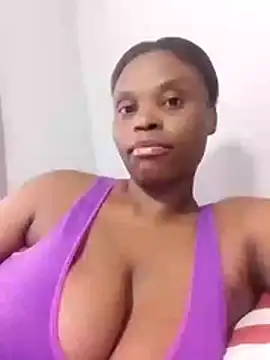 Snapshot of BustyWendy chatting on November 23, 1:22 pm BustyWendy online show from November 23, 1:22 pm