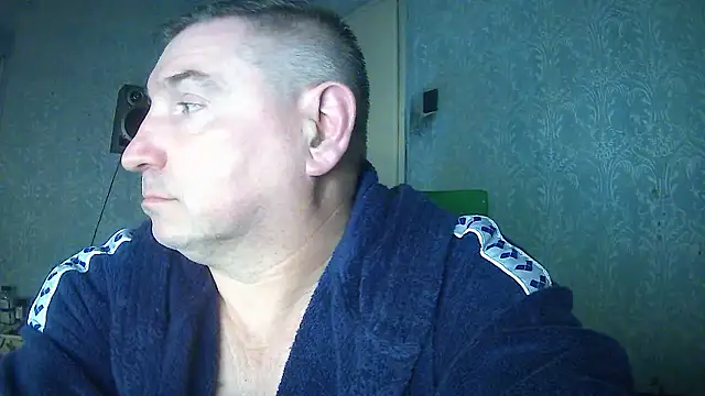 GYurmoka70 online show from January 8, 8:44 pm