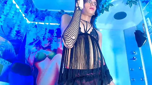 Snapshot of alessa_brown74 chatting on February 6, 2:22 am alessa brown74 online show from February 6, 2:22 am