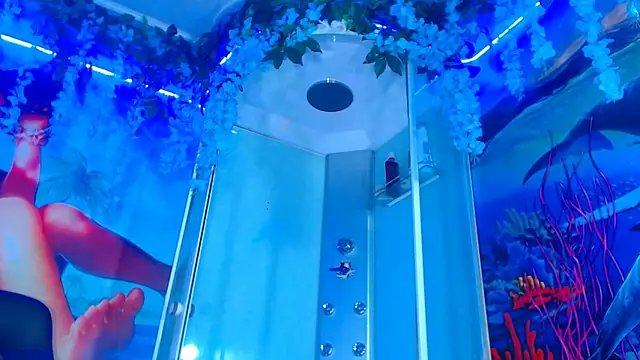 Snapshot of alessa_brown74 chatting on February 22, 1:22 am alessa brown74 online show from February 22, 1:22 am