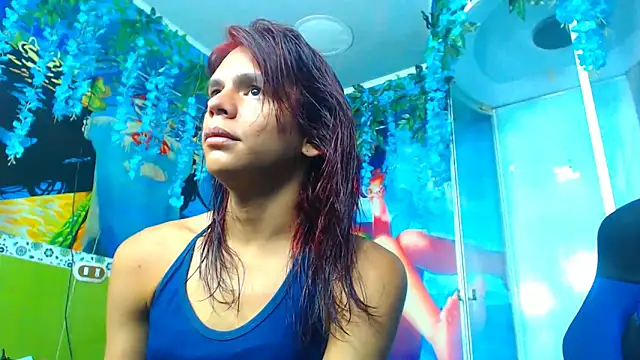 Snapshot of alessa_brown74 chatting on March 10, 2:59 pm alessa brown74 online show from March 10, 2:59 pm