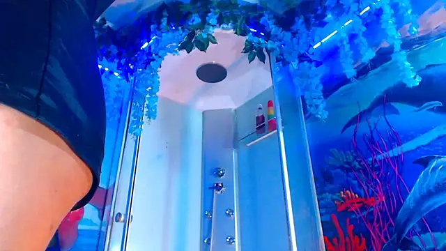 Snapshot of alessa_brown74 chatting on March 11, 1:12 pm alessa brown74 online show from March 11, 1:12 pm