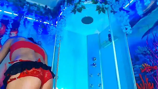 Snapshot of alessa_brown74 chatting on March 14, 7:15 am alessa brown74 online show from March 14, 7:15 am