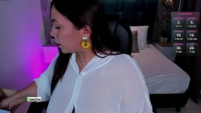 Snapshot of Catilica__sweetx chatting on September 18, 3:36 pm Catilica sweetx online show from September 18, 3:36 pm