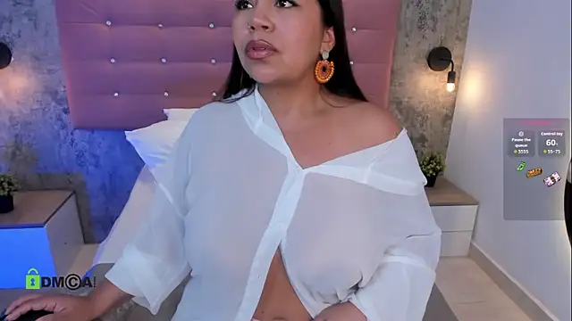 Snapshot of Catilica__sweetx chatting on November 22, 3:33 pm Catilica sweetx online show from November 22, 3:33 pm